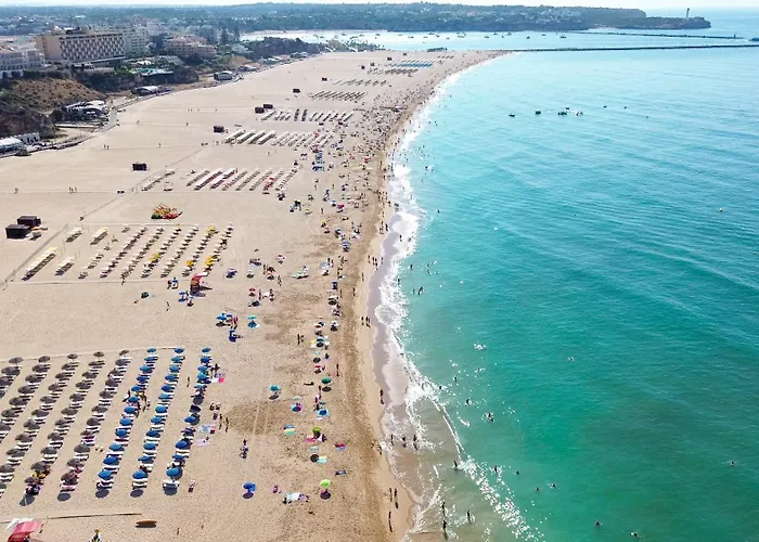 Portimao: Sol, E Lazer Com Garagem Apartmán *