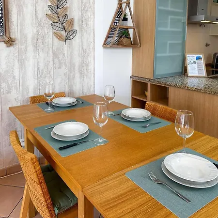 Portimao: Sol, E Lazer Com Garagem *